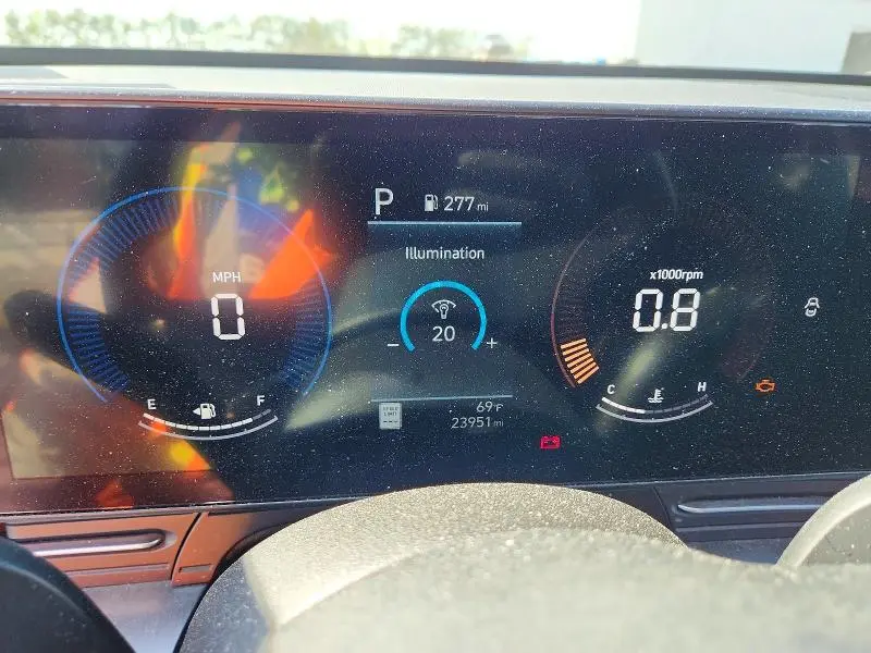 2024 HYUNDAI KONA SEL  