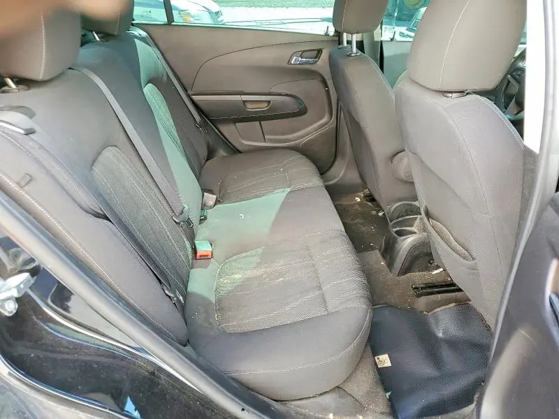 2016 CHEVROLET SONIC LT  