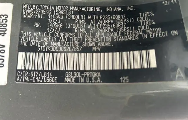 2012 TOYOTA SIENNA XLE  