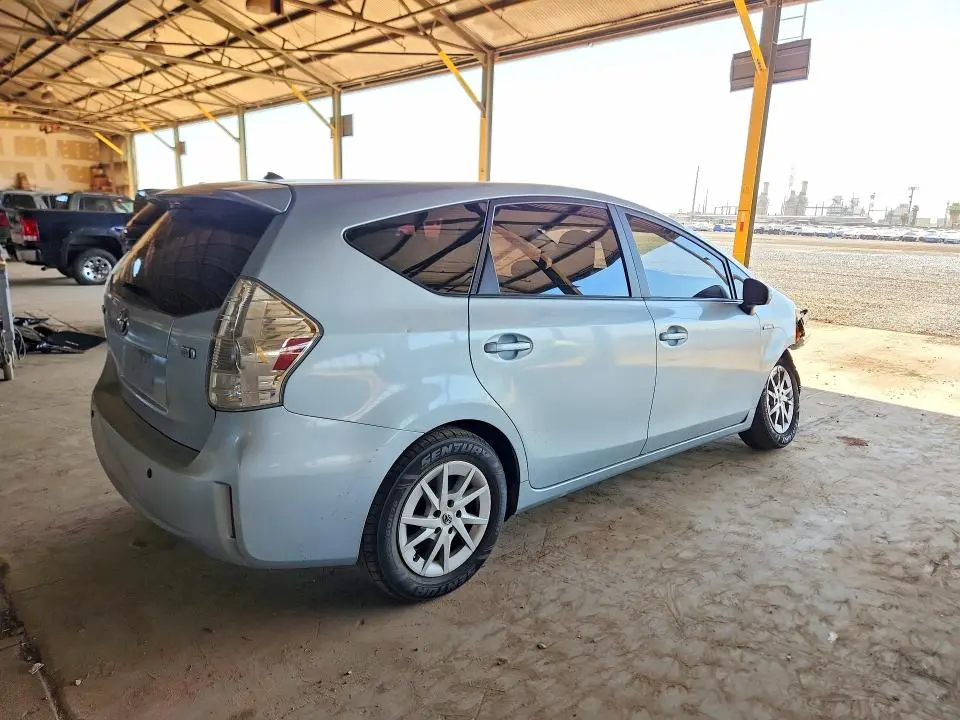 2014 TOYOTA PRIUS V TWO  