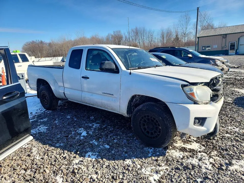 2015 TOYOTA TACOMA   