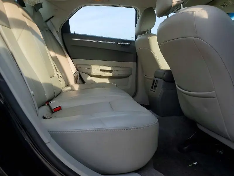 2010 CHRYSLER 300 TOURING  