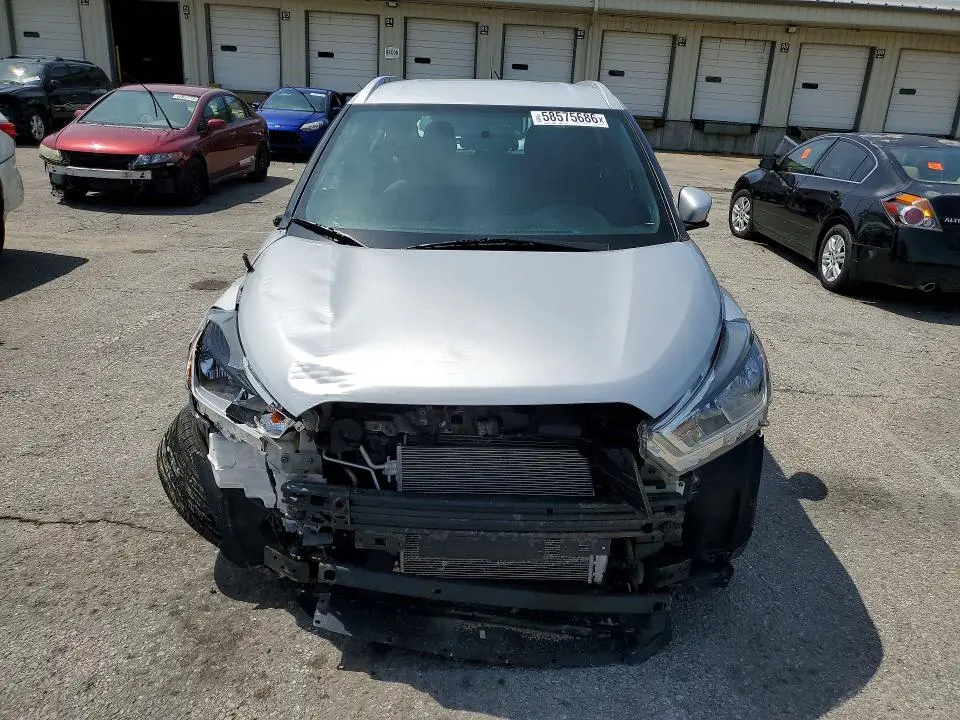 2019 NISSAN KICKS SV  