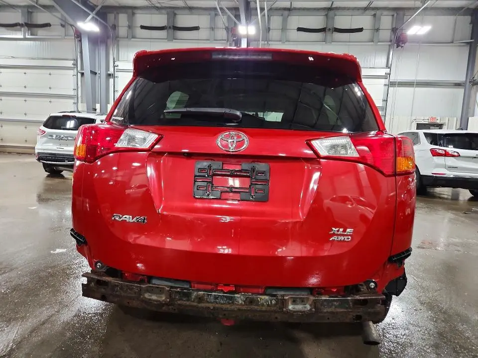 2015 TOYOTA RAV4 XLE  