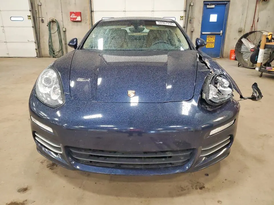2016 PORSCHE PANAMERA S  