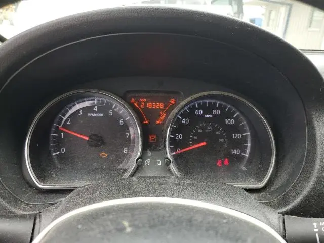2014 NISSAN VERSA S  