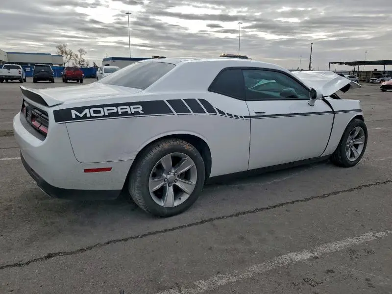 2020 DODGE CHALLENGER SXT  