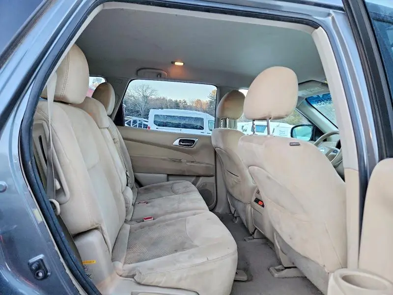 2015 NISSAN PATHFINDER S  