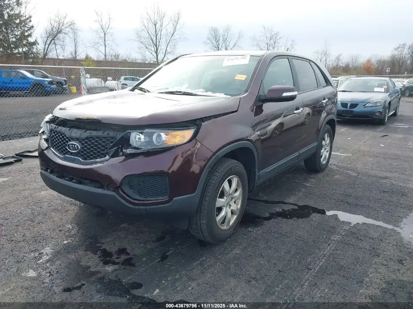 2012 KIA SORENTO LX