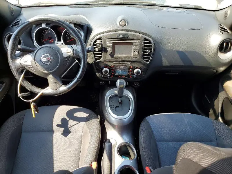 2014 NISSAN JUKE SV  