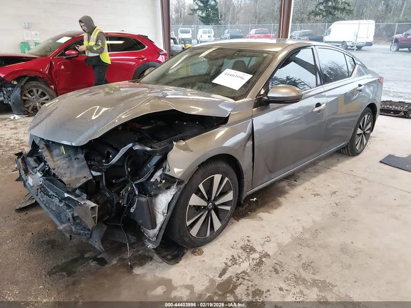 2020 NISSAN ALTIMA SV FWD