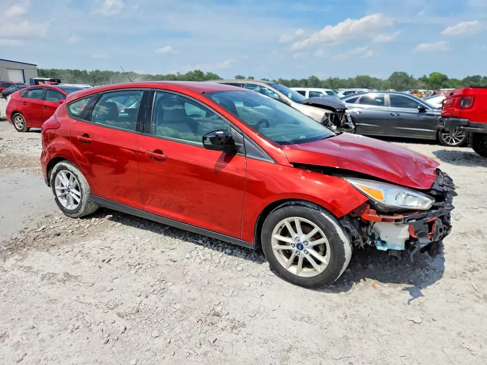 2018 FORD FOCUS SE  