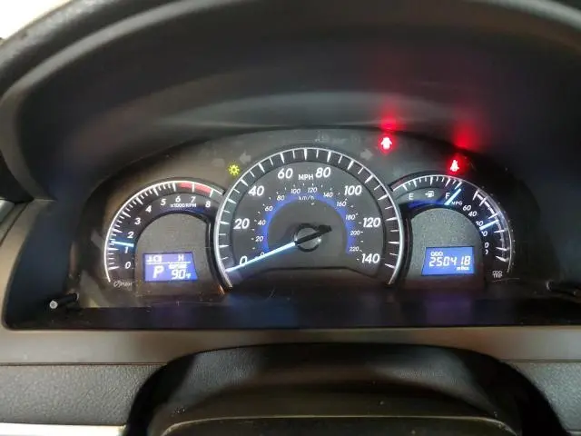 2012 TOYOTA CAMRY BASE  