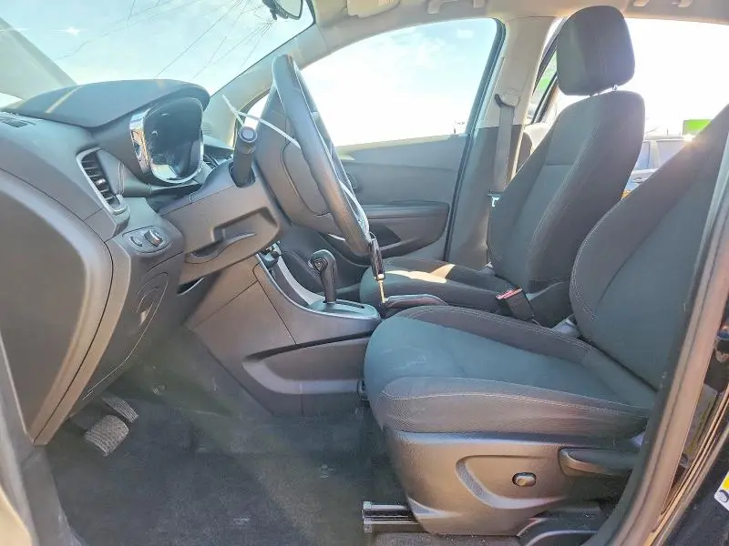 2022 CHEVROLET TRAX LS  
