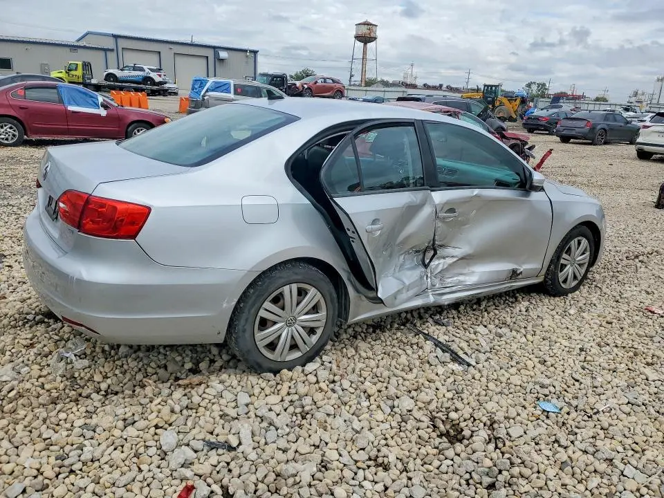 2014 VOLKSWAGEN JETTA SE  