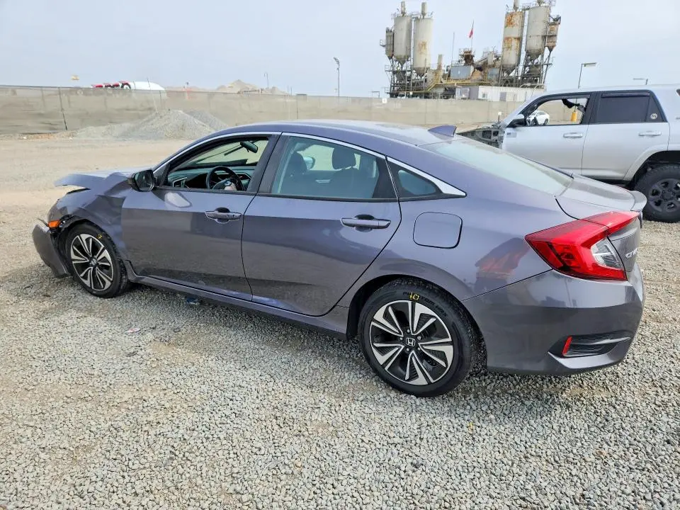 2018 HONDA CIVIC EX  