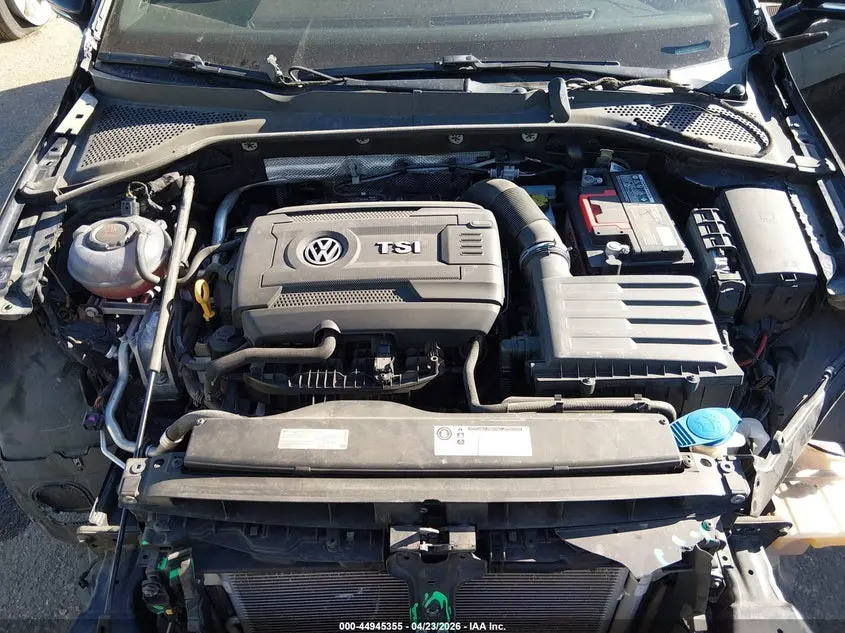 2015 VOLKSWAGEN GOLF GTI 2.0T AUTOBAHN 4-DOOR