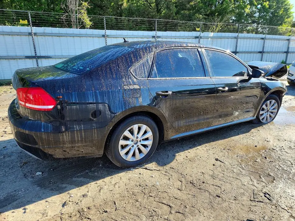 2012 VOLKSWAGEN PASSAT S  