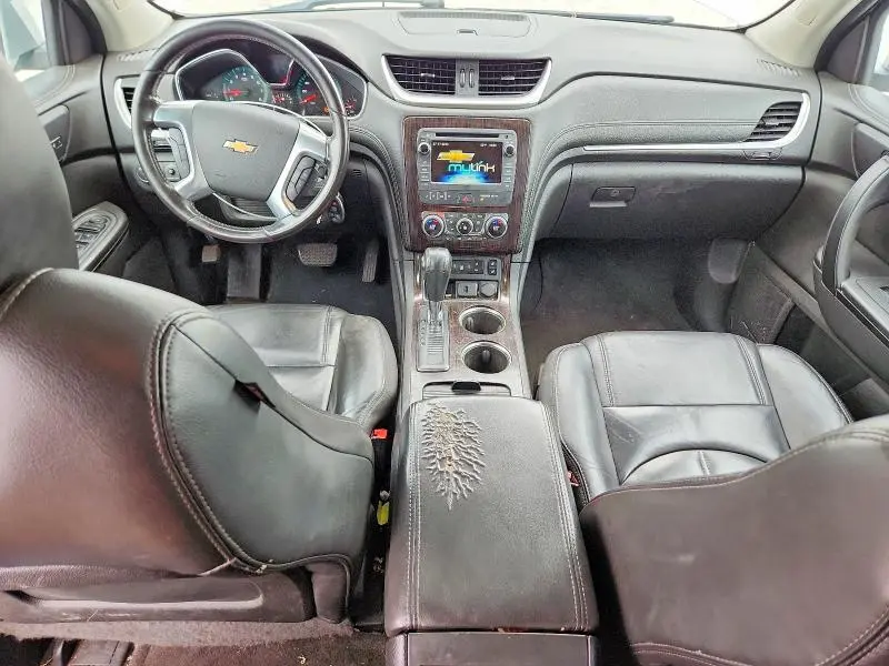 2016 CHEVROLET TRAVERSE LT  
