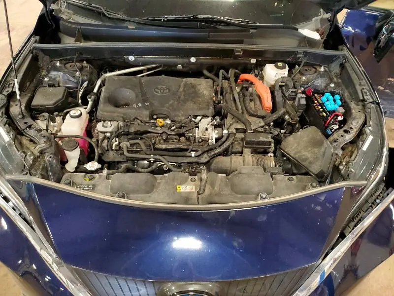 2021 TOYOTA VENZA XLE  