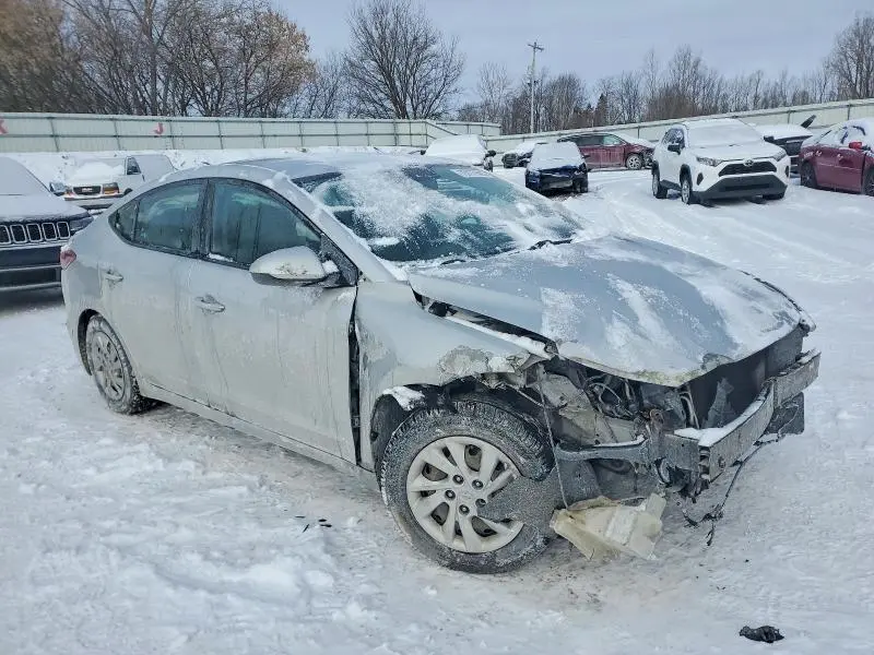 2018 HYUNDAI ELANTRA SE  