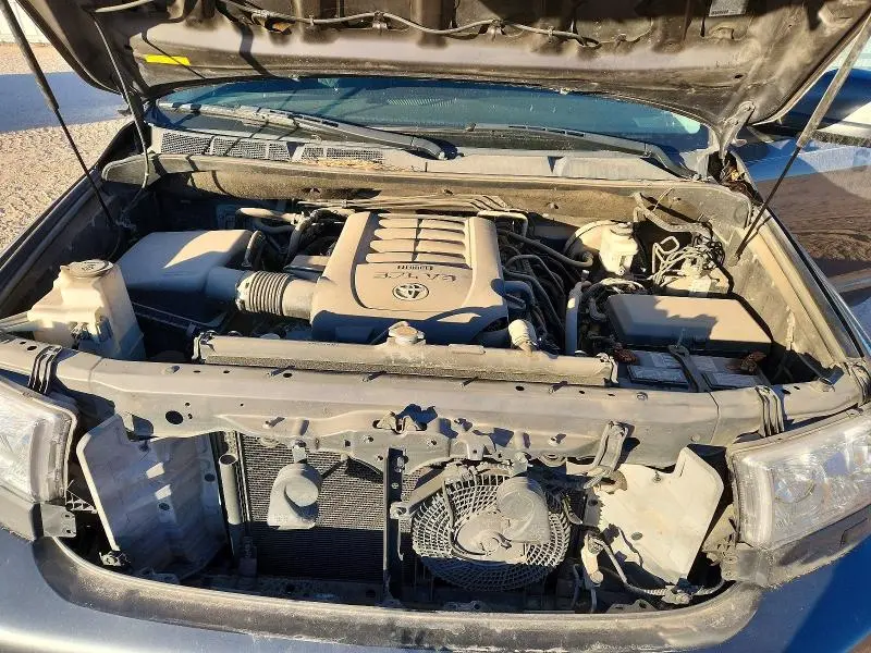 2012 TOYOTA SEQUOIA SR5  