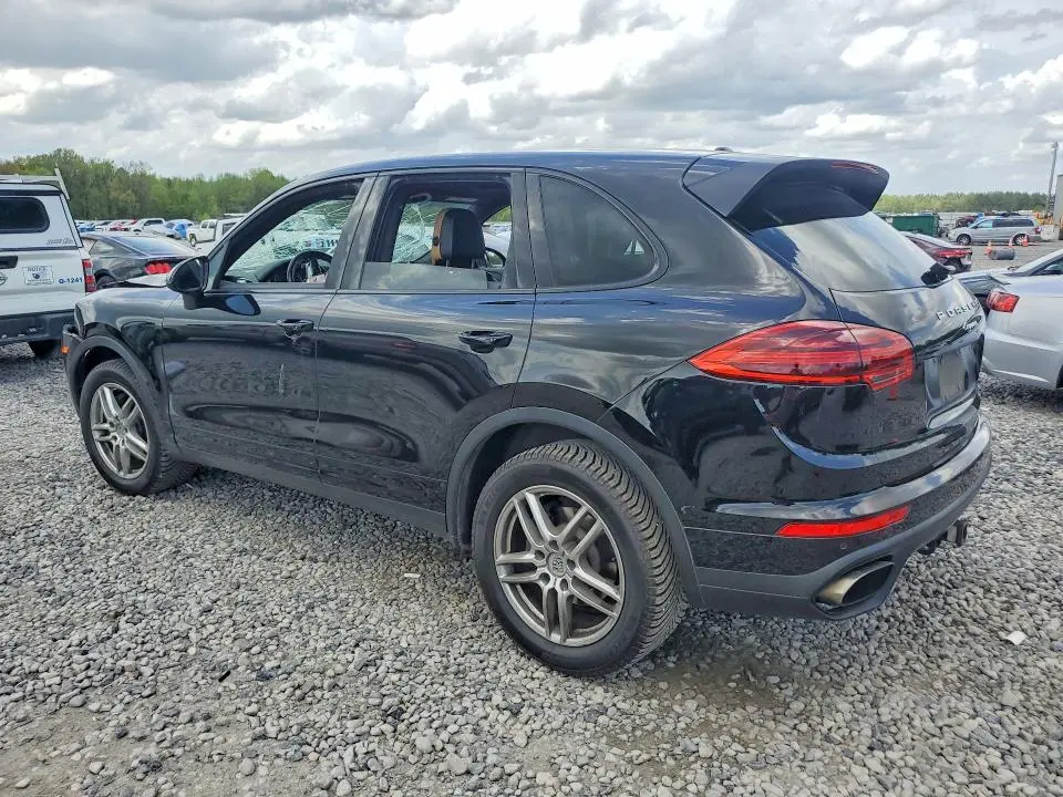 2018 PORSCHE CAYENNE   