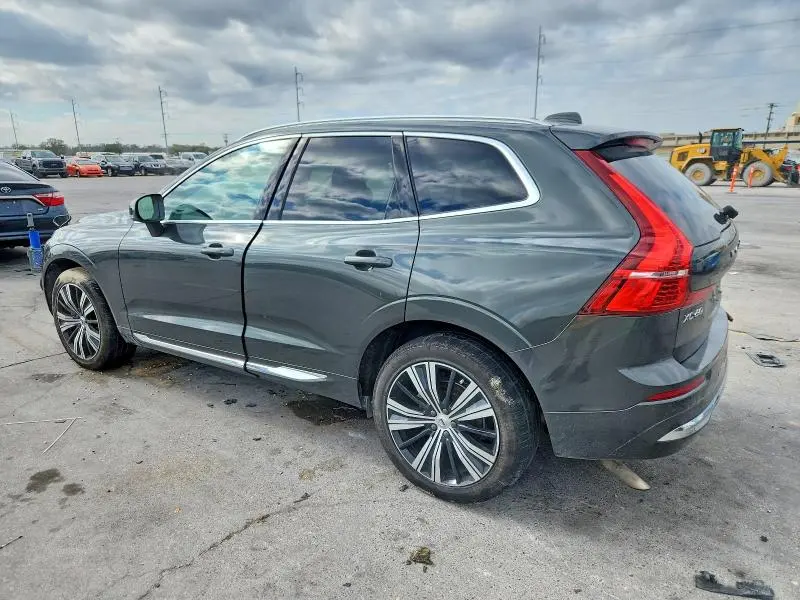 2022 VOLVO XC60 B5 INSCRIPTION  