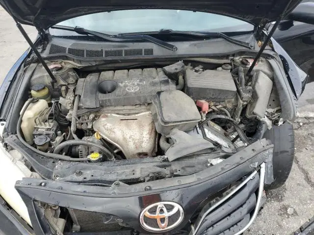 2010 TOYOTA CAMRY BASE  