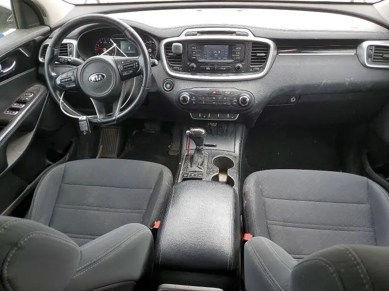 2016 KIA SORENTO LX V6  