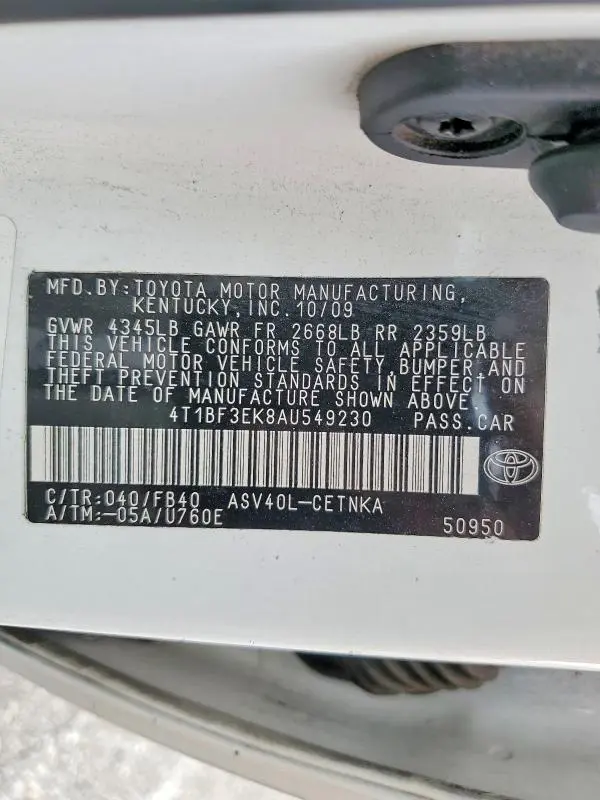 2010 TOYOTA CAMRY LE  