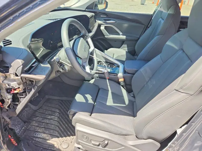 2025 AUDI Q5 SPORTBACK PRESTIGE  