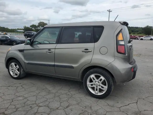2011 KIA SOUL +  