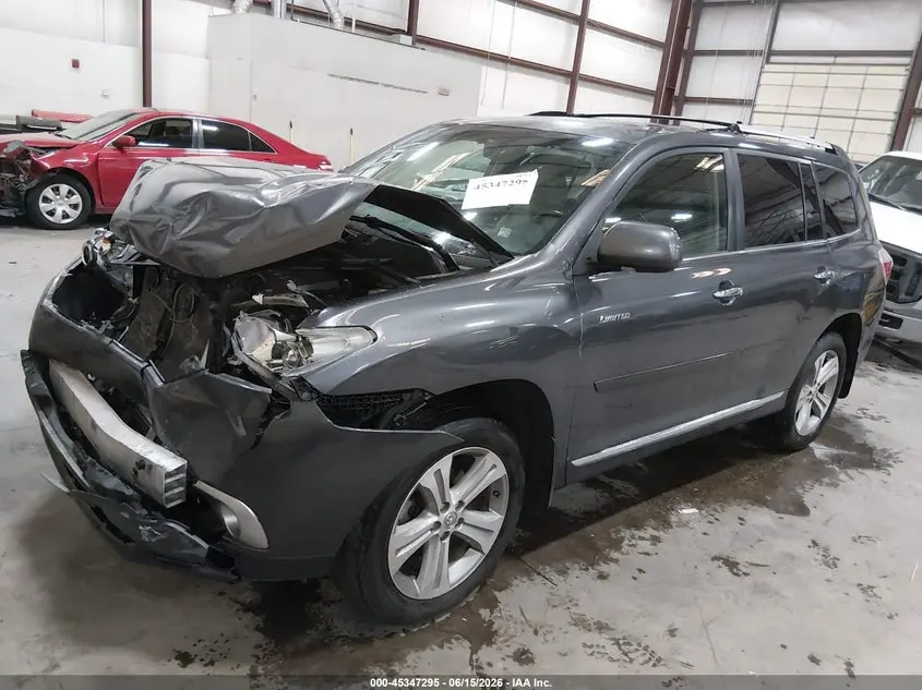 2013 TOYOTA HIGHLANDER LIMITED V6