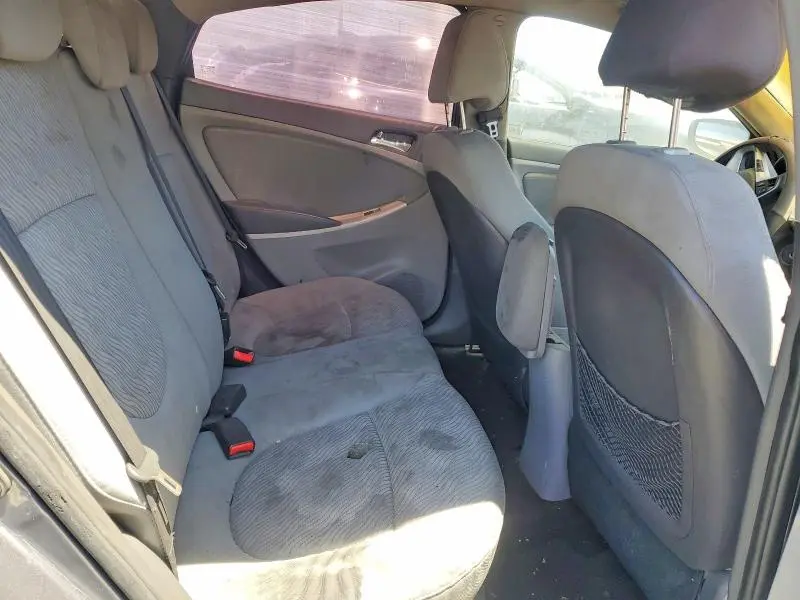 2013 HYUNDAI ACCENT GLS  