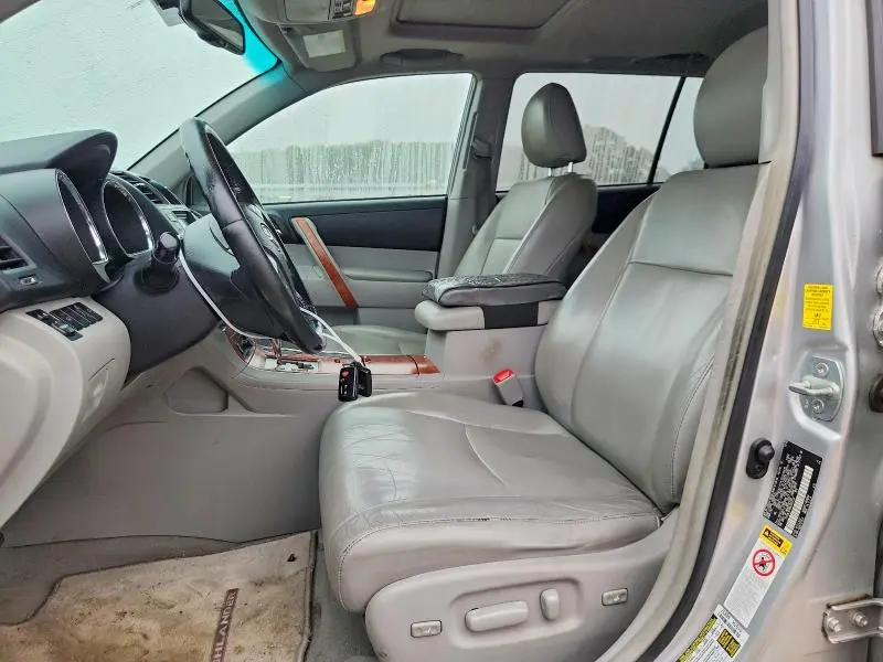 2010 TOYOTA HIGHLANDER LIMITED  