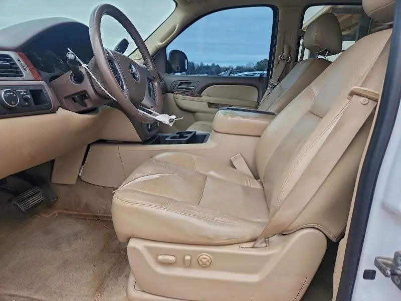 2011 GMC YUKON XL C1500 SLT  