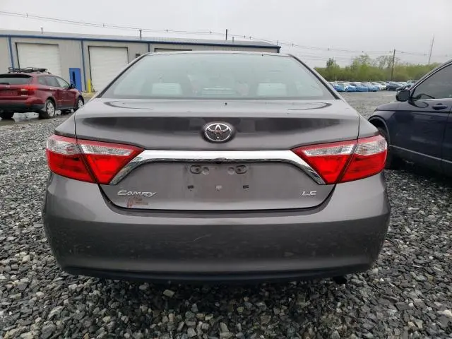 2016 TOYOTA CAMRY LE  