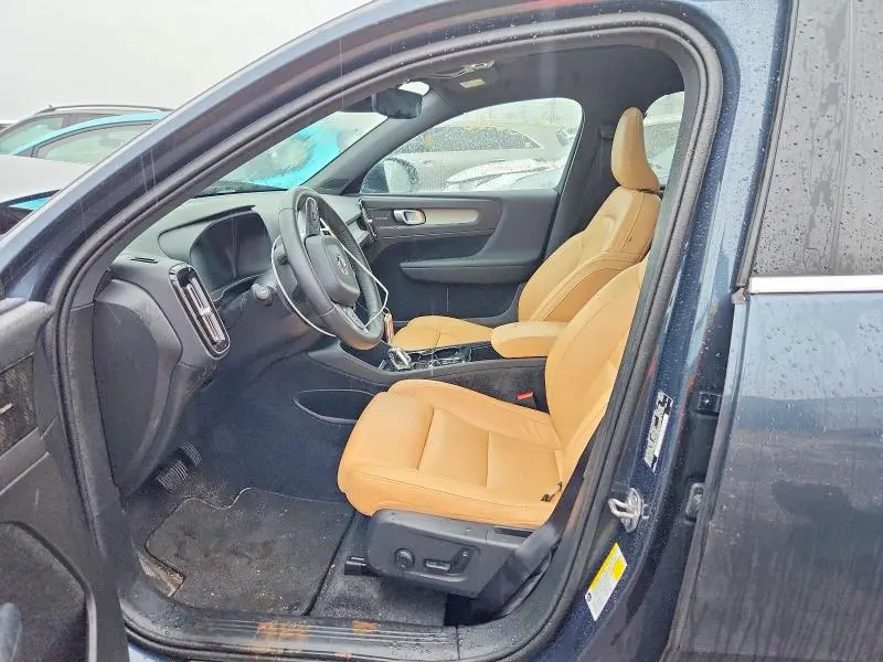 2020 VOLVO XC40 T5 INSCRIPTION  