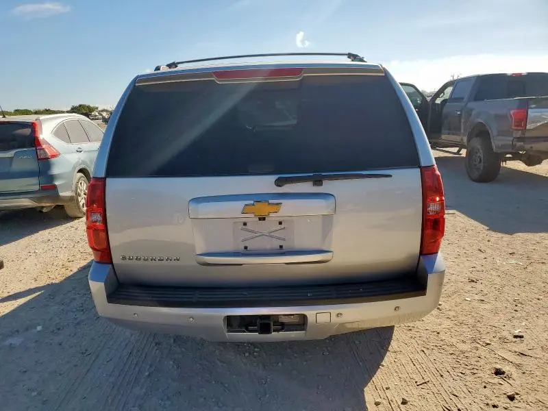 2014 CHEVROLET SUBURBAN C1500 LT  