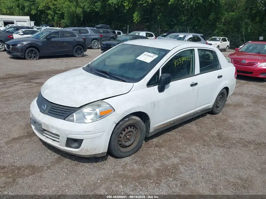 2011 NISSAN VERSA 1.6