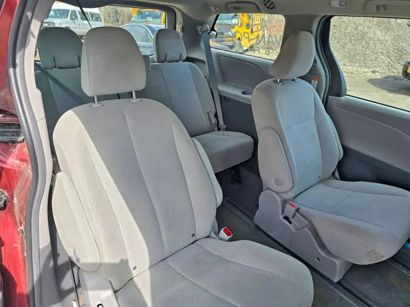 2016 TOYOTA SIENNA L 7-PASSENGER  