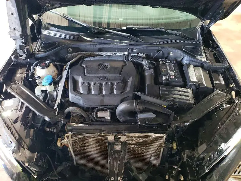 2021 VOLKSWAGEN PASSAT SE  