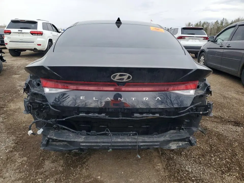 2025 HYUNDAI ELANTRA SEL SPORT  