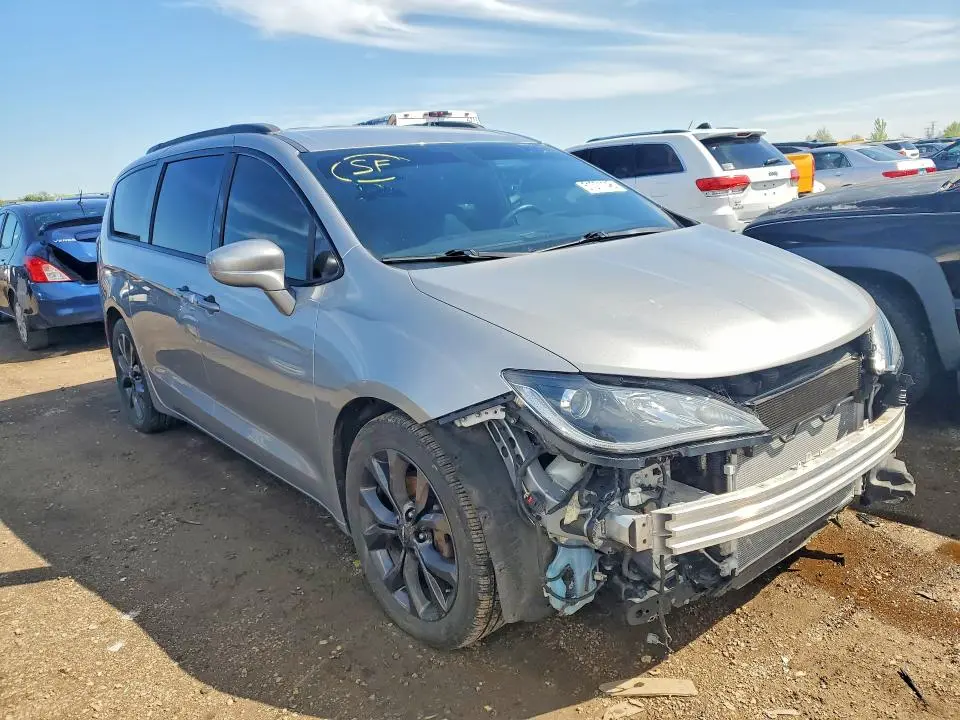 2018 CHRYSLER PACIFICA TOURING L PLUS  