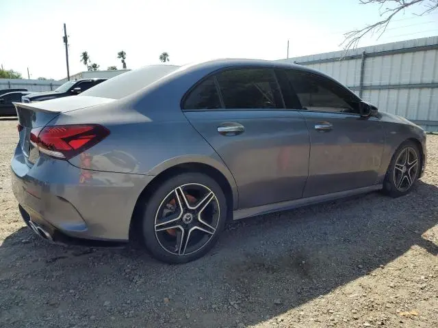 2019 MERCEDES-BENZ A 220  
