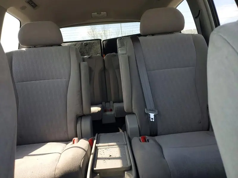 2012 TOYOTA HIGHLANDER BASE  