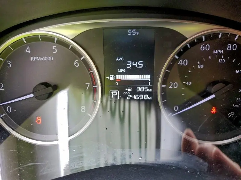 2020 NISSAN VERSA S  