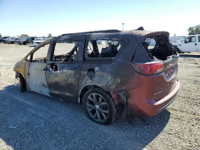 2017 CHRYSLER PACIFICA LIMITED  