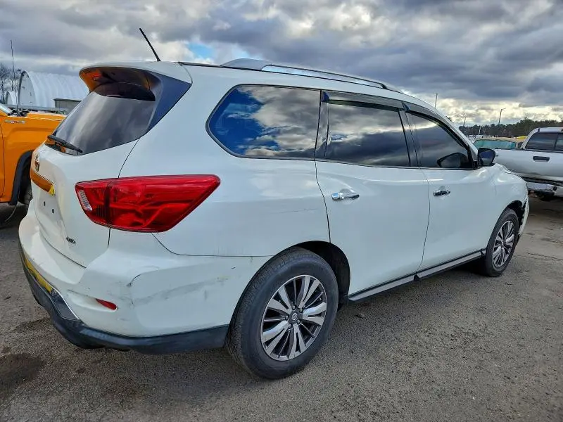 2018 NISSAN PATHFINDER S  